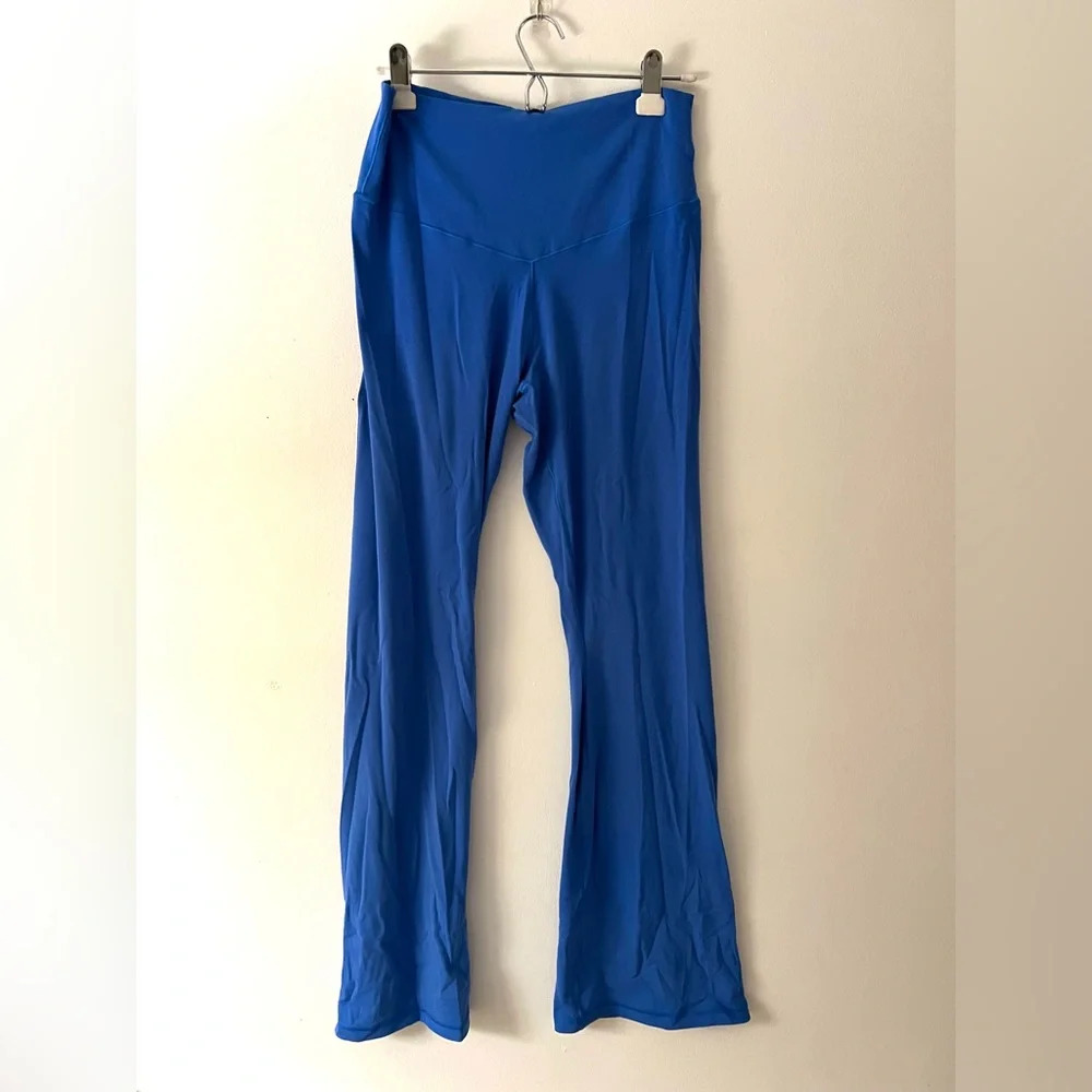 AERIE offline real me xtra bootcut legging